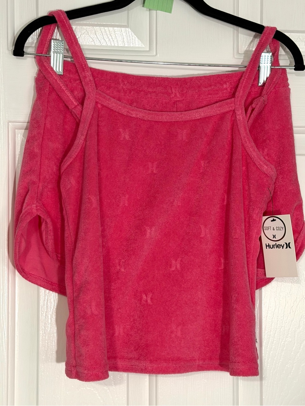 Hurley Pink Pajama Set with Soft Fabric and Spaghetti Straps Medium NWT